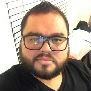 Meet your Posher, Luis